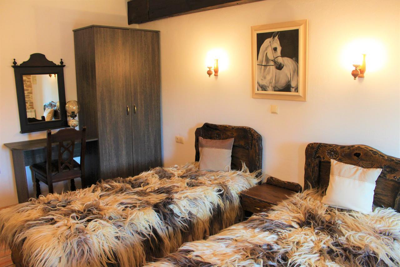 Hotel Sokay Трявна Экстерьер фото