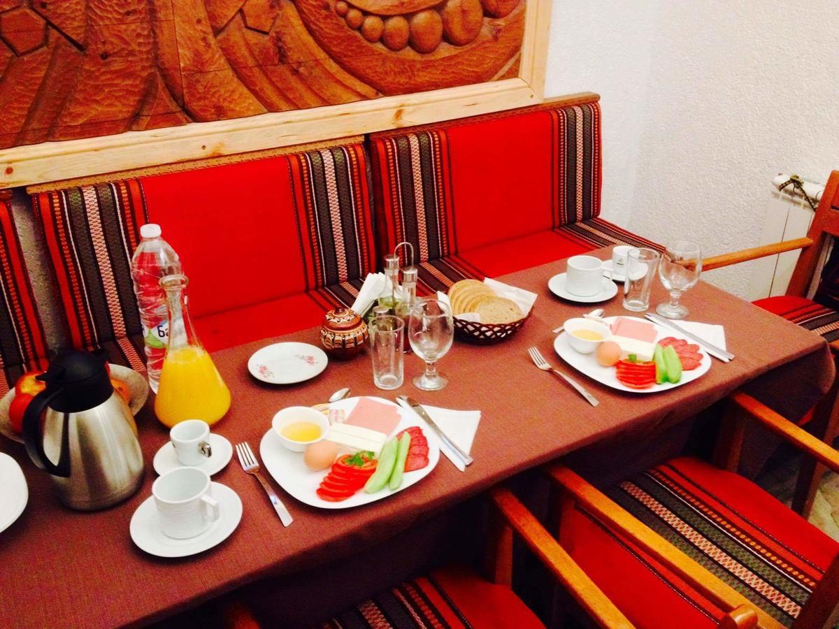 Hotel Sokay Трявна Экстерьер фото